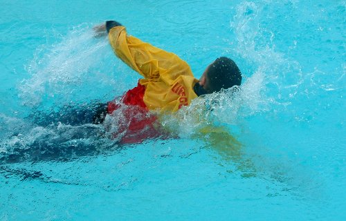 Click for next image image